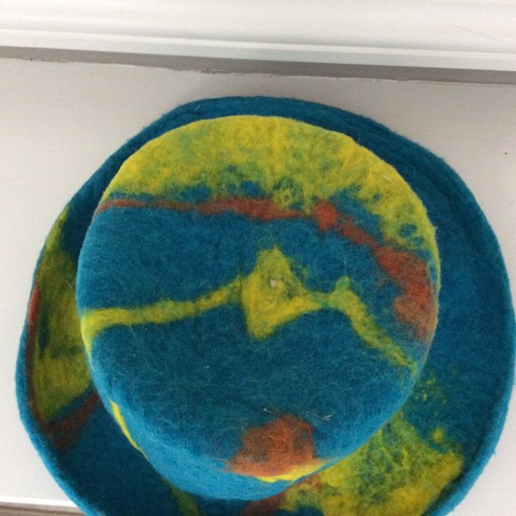 Turquoise Felted Medium-Brimmed Hat - Picture 6 of 7